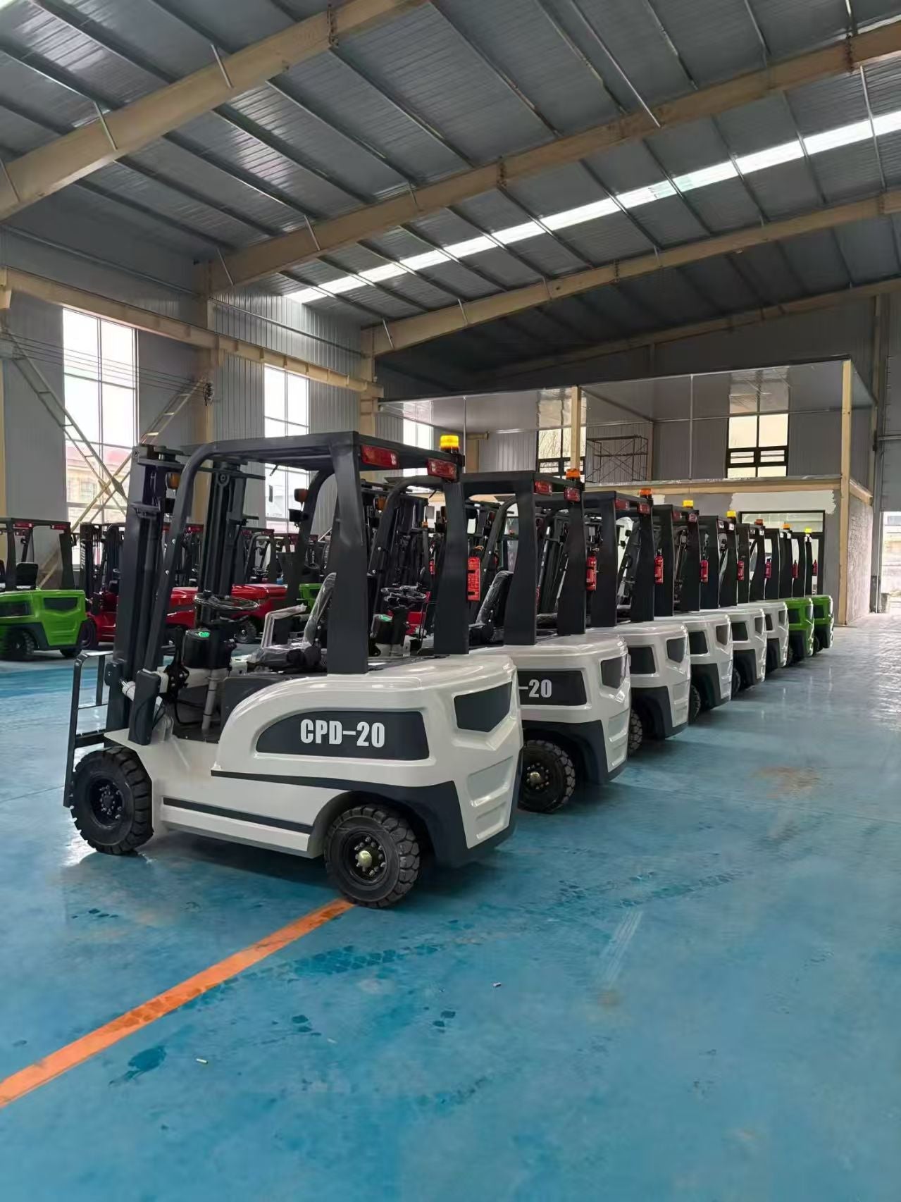 Where to Buy a Reliable Electric Forklift for Your Warehouse？