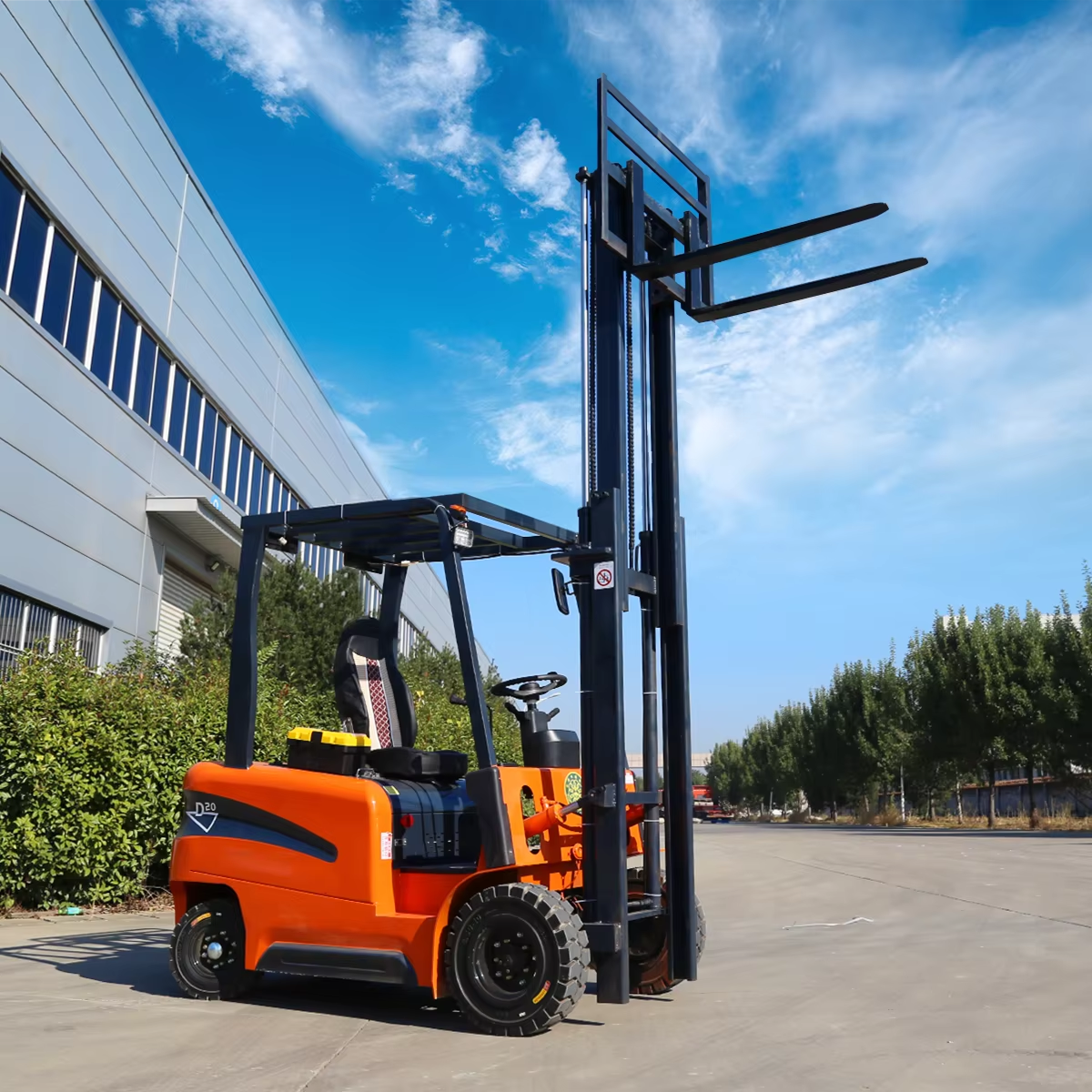 SC 2T Electric Forklift